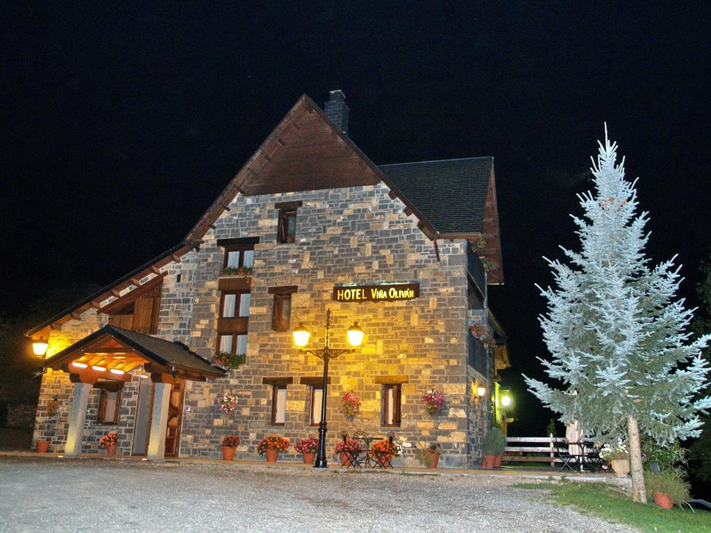 Hotel Vina Olivan Sarvisé Exterior foto
